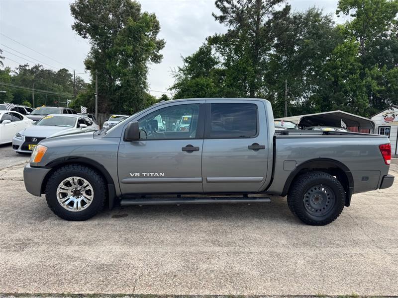 Nissan Titan  2013