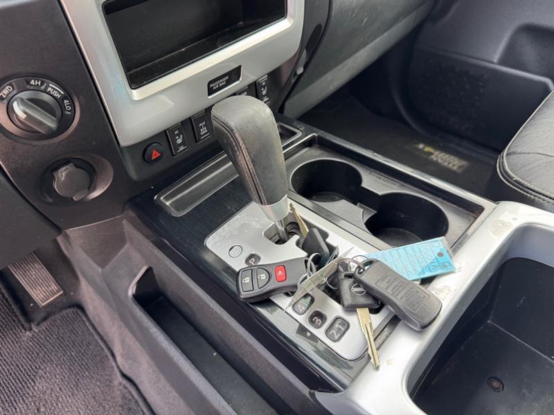 Nissan Titan  2013