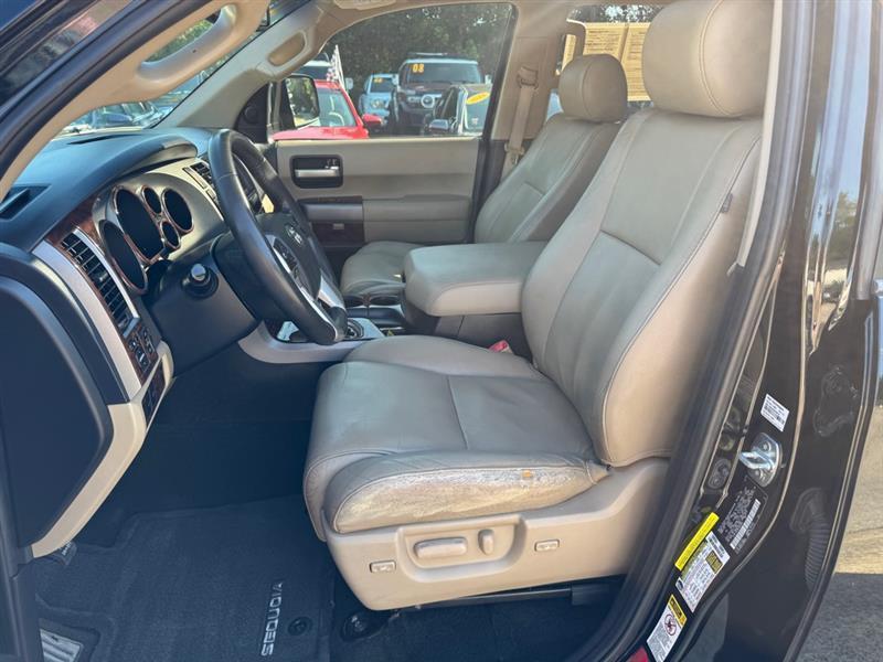 Toyota Sequoia  2014