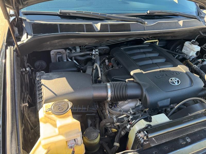 Toyota Sequoia  2014