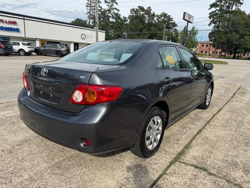 Toyota Corolla  2010
