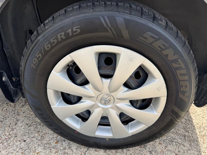Toyota Corolla  2010