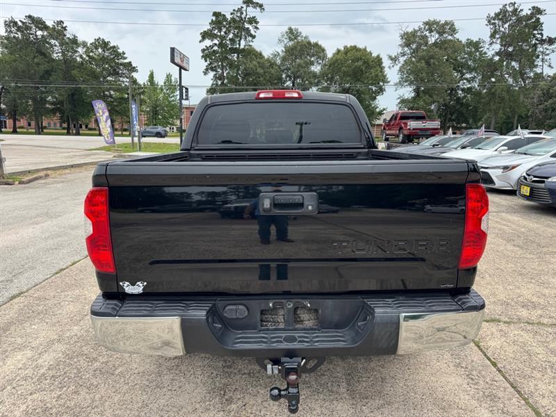 Toyota Tundra  2015