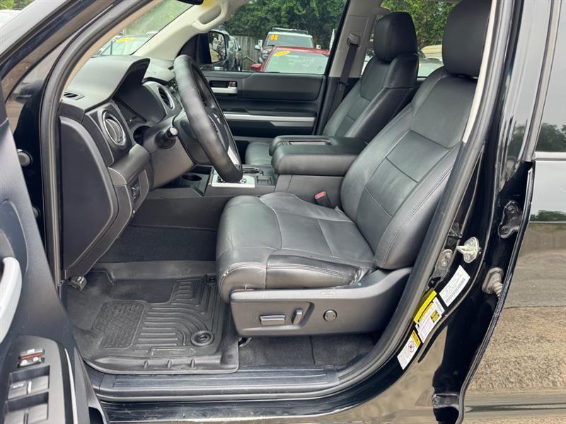 Toyota Tundra  2015