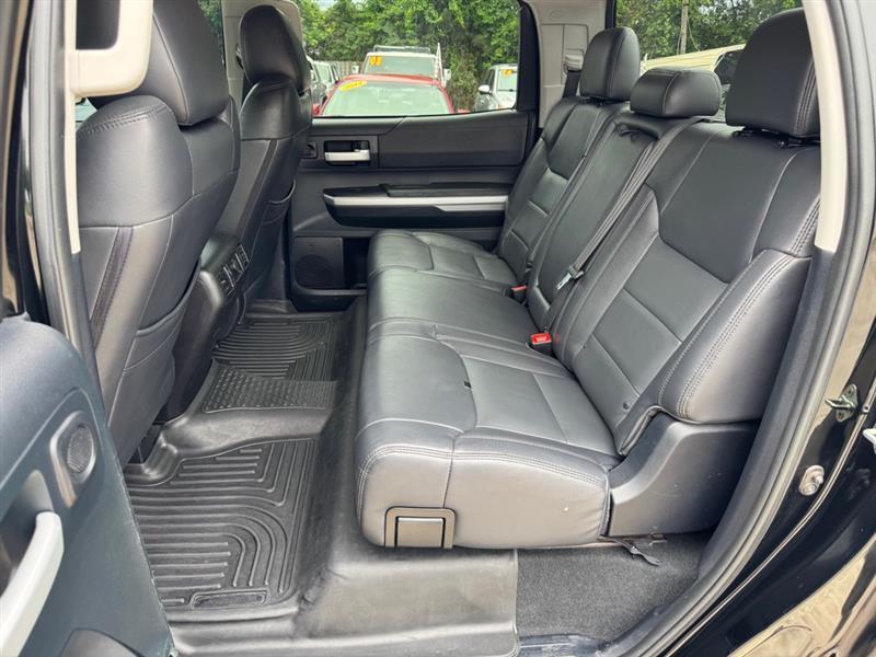 Toyota Tundra  2015