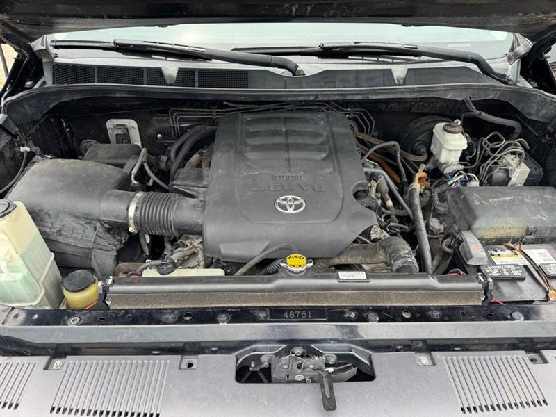 Toyota Tundra  2015
