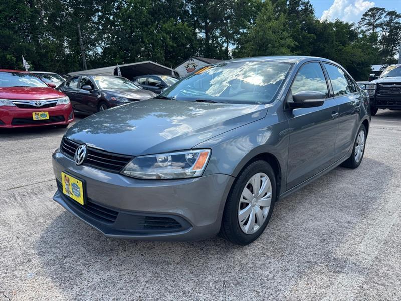 Volkswagen Jetta  2011
