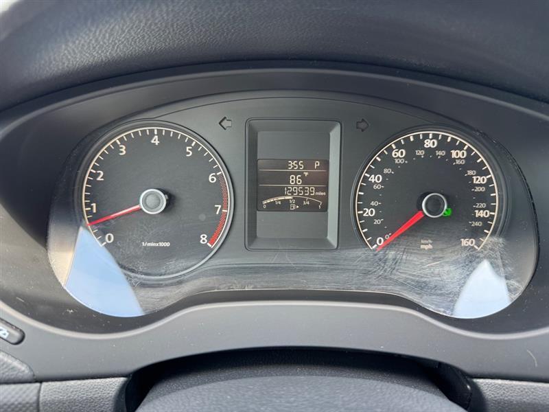 Volkswagen Jetta  2011