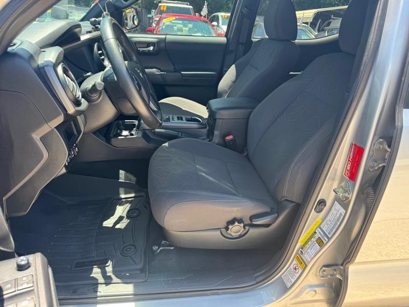 Toyota Tacoma  2017
