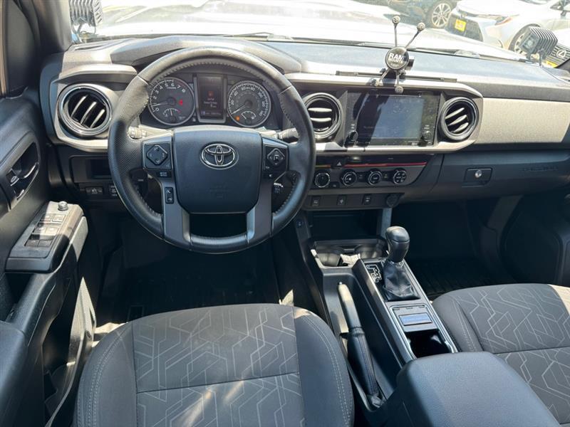 Toyota Tacoma  2017