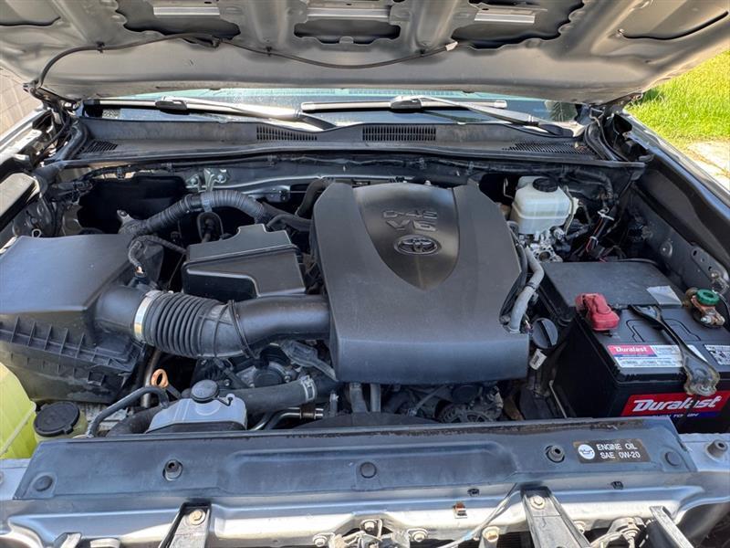 Toyota Tacoma  2017