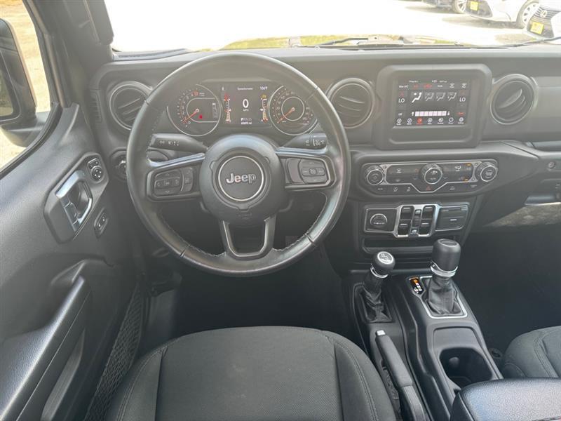 Jeep Gladiator  2021