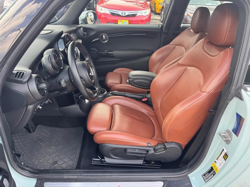 MINI Cooper  2018