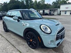 2018 MINI Cooper 
