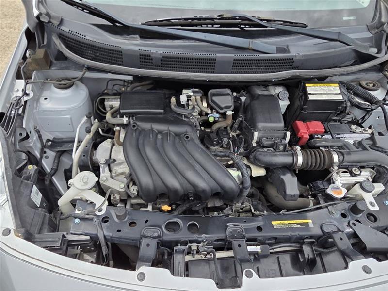 Nissan Versa  2019