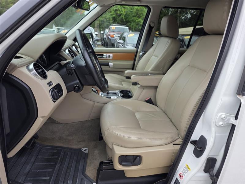 Land Rover LR4  2011