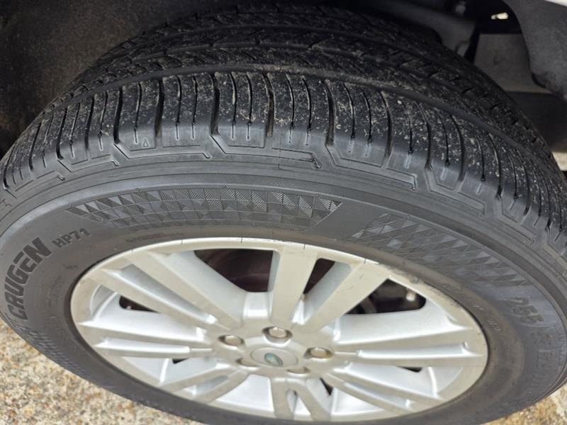 Land Rover LR4  2011