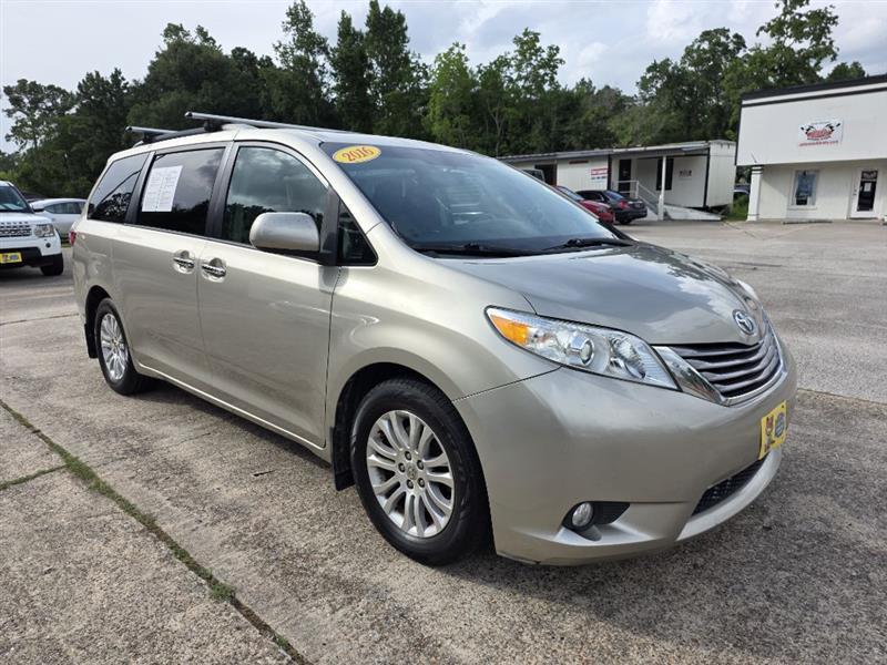 Toyota Sienna  2016