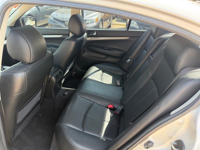 Infiniti G Sedan  2013