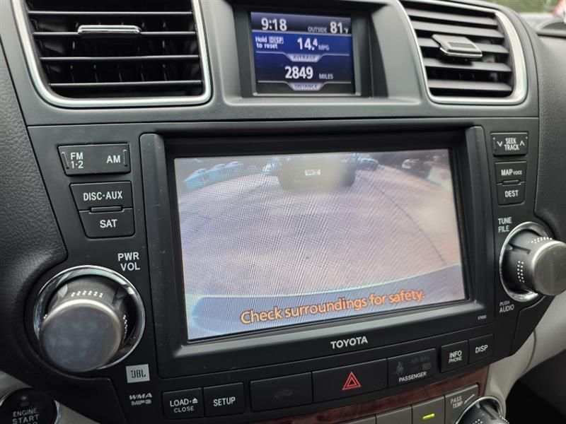 Toyota Highlander  2012