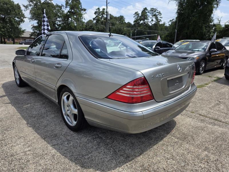 Mercedes-Benz S-Class  2005