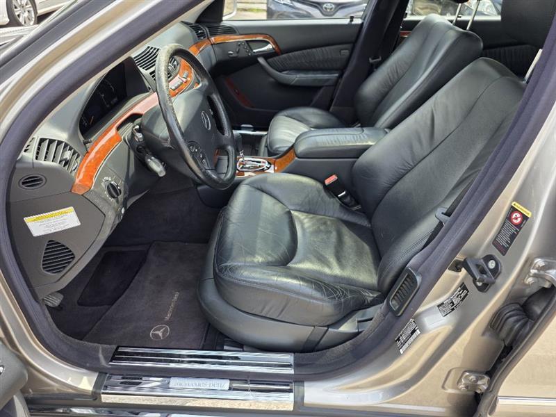 Mercedes-Benz S-Class  2005