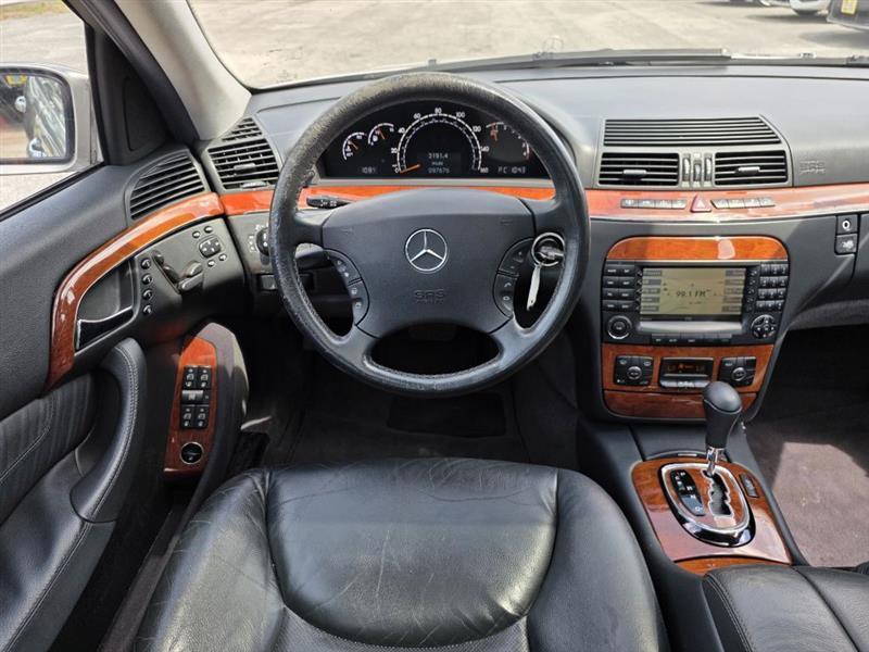 Mercedes-Benz S-Class  2005