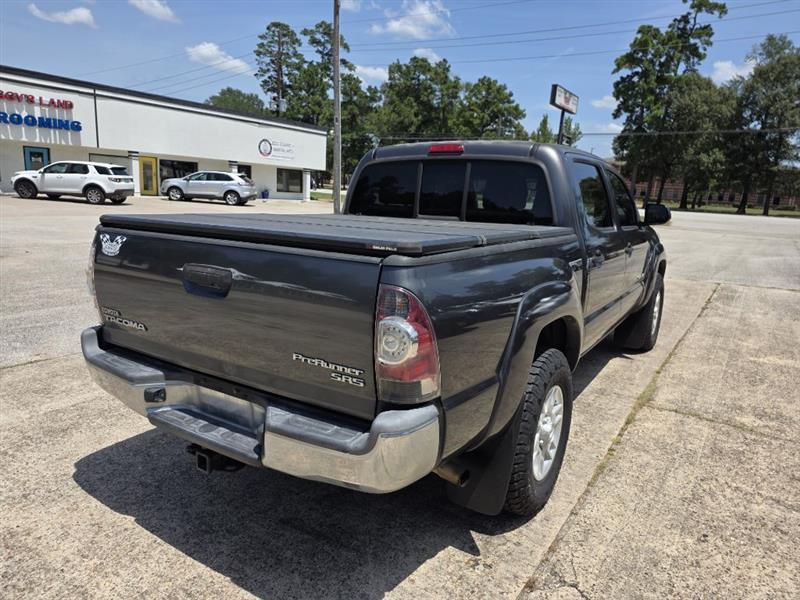 Toyota Tacoma  2013
