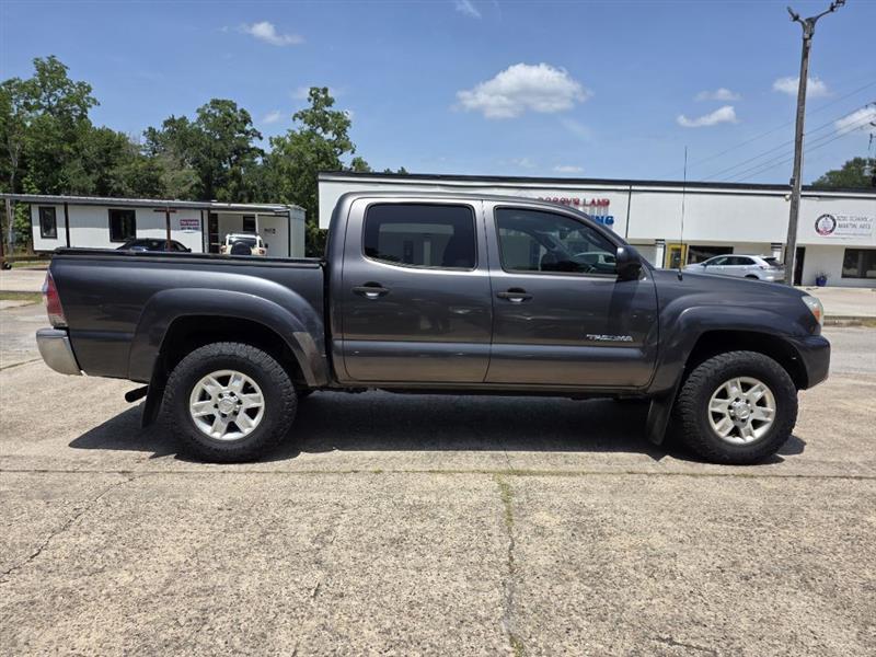 Toyota Tacoma  2013