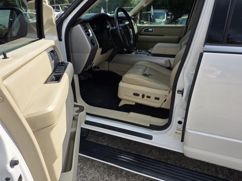 Ford Expedition  2015