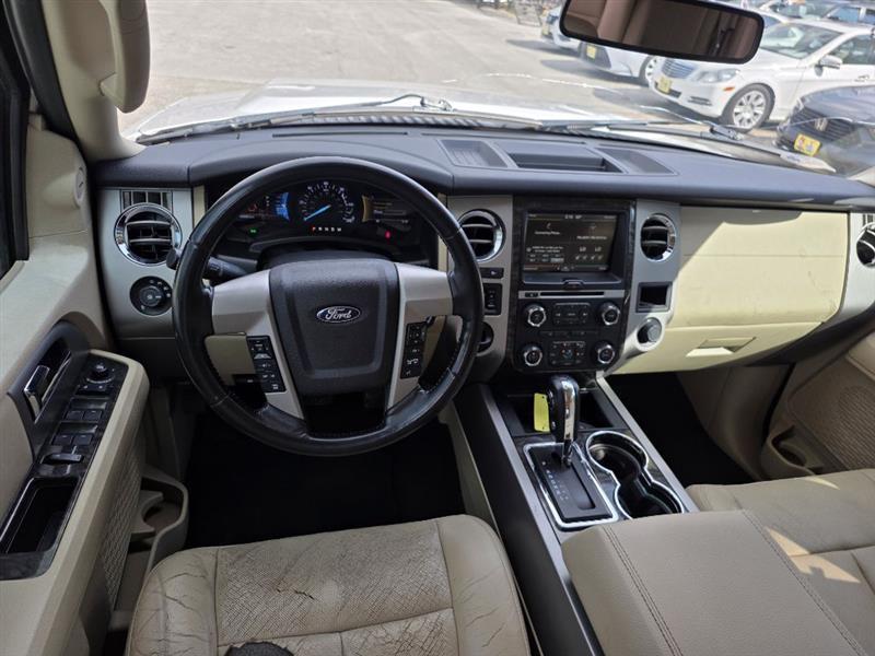 Ford Expedition  2015