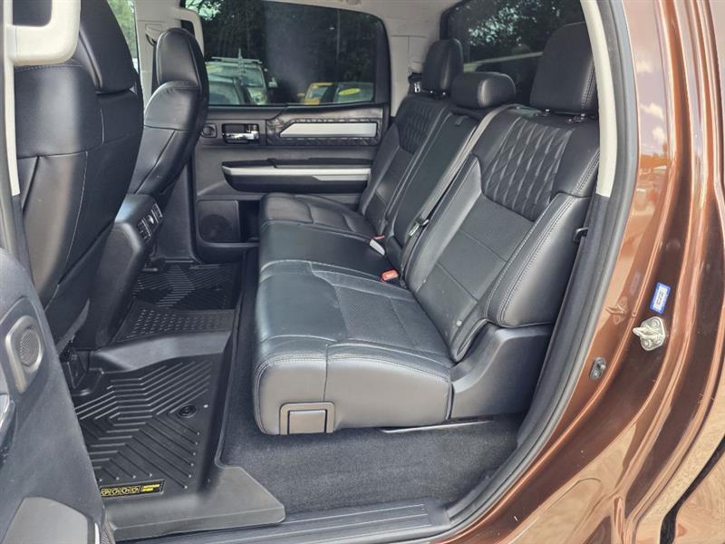 Toyota Tundra  2014