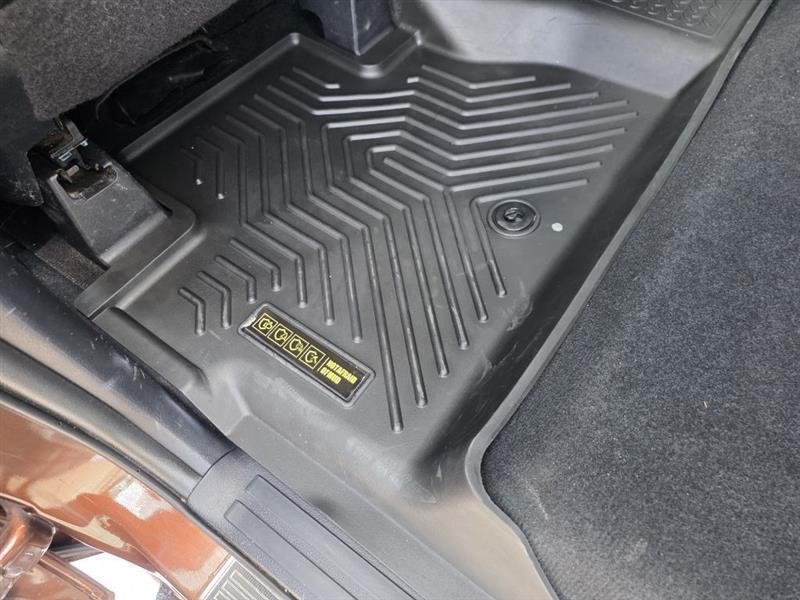 Toyota Tundra  2014