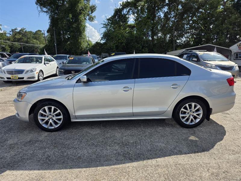 Volkswagen Jetta  2014