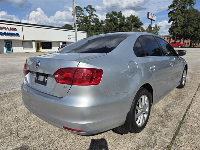 Volkswagen Jetta  2014