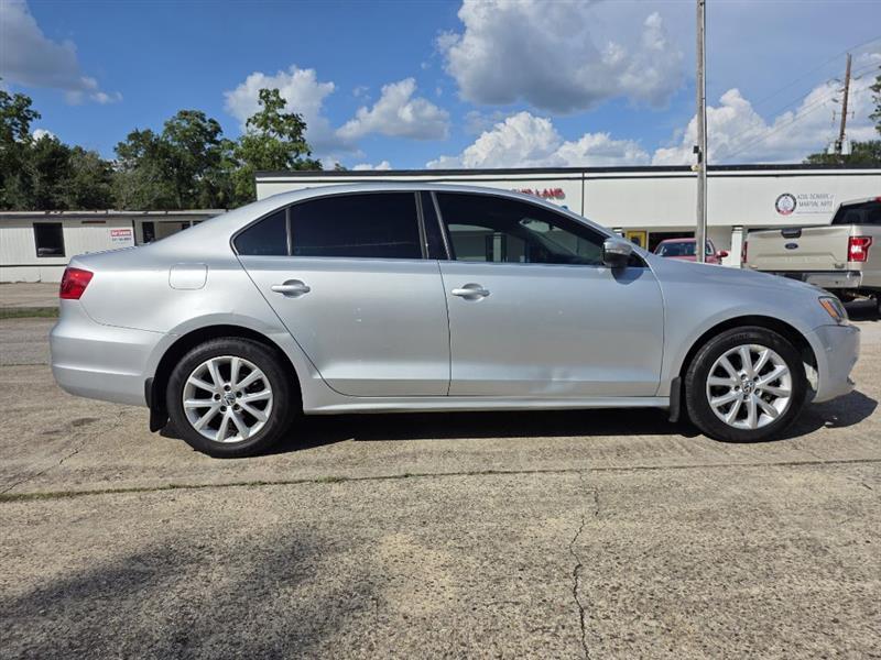 Volkswagen Jetta  2014
