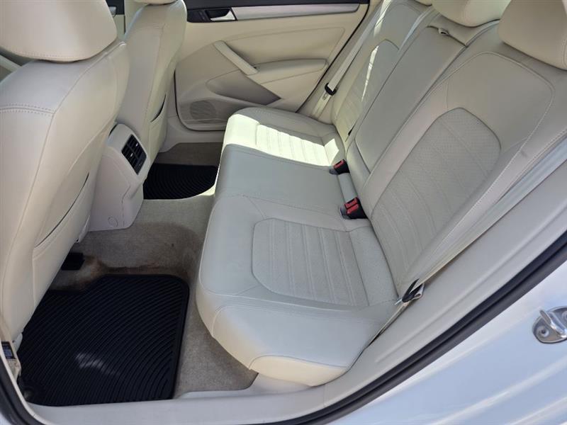 Volkswagen Passat  2015