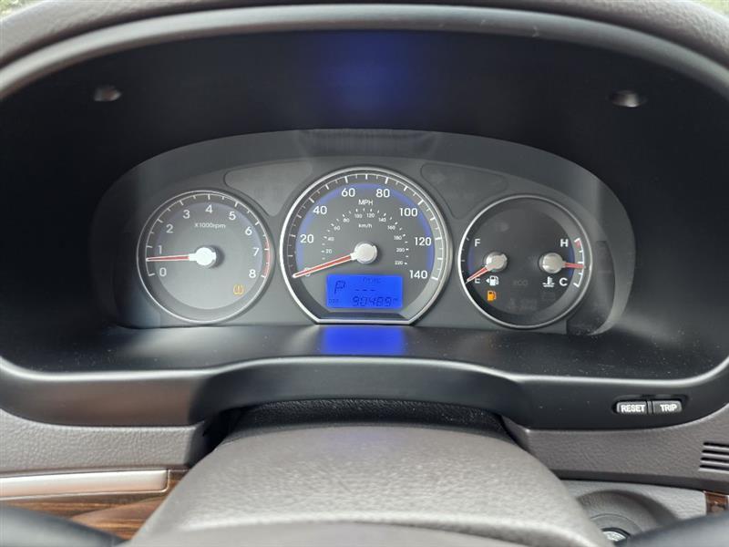 Hyundai Santa Fe  2012