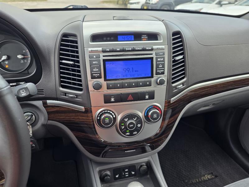 Hyundai Santa Fe  2012