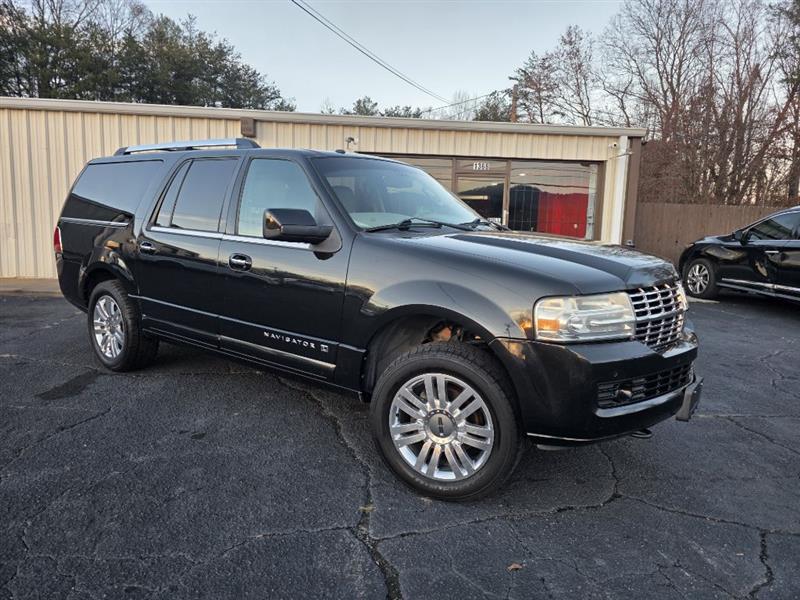 Lincoln Navigator L 2WD 2013