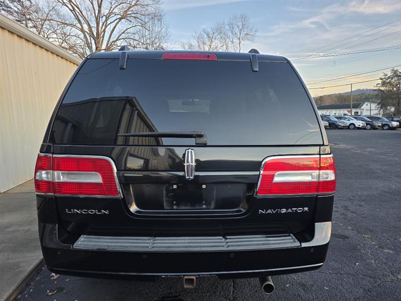 Lincoln Navigator L 2WD 2013