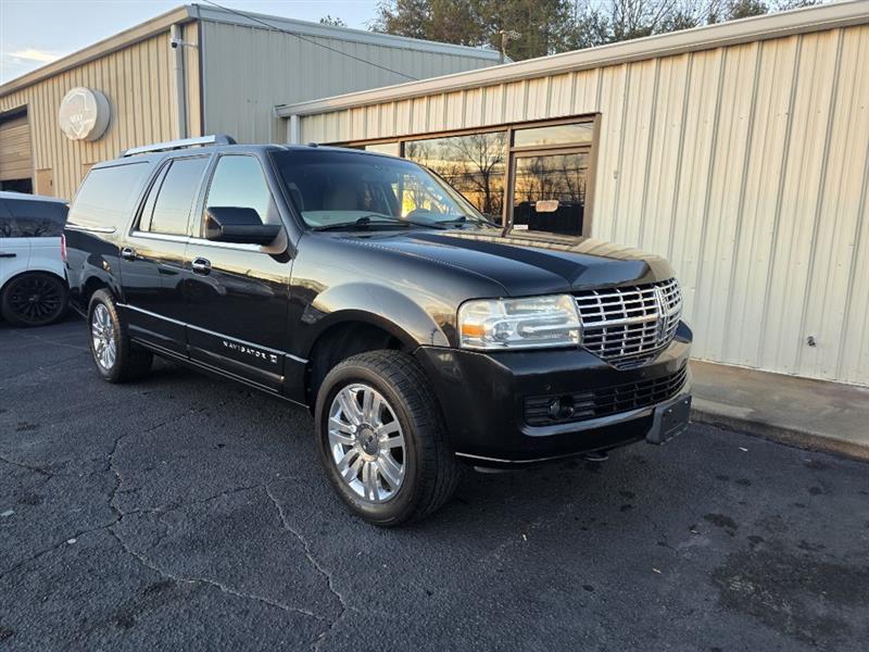 Lincoln Navigator L 2WD 2013