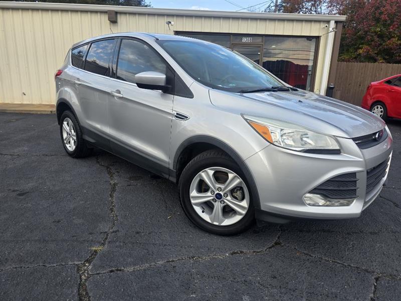 Ford Escape SE FWD 2016