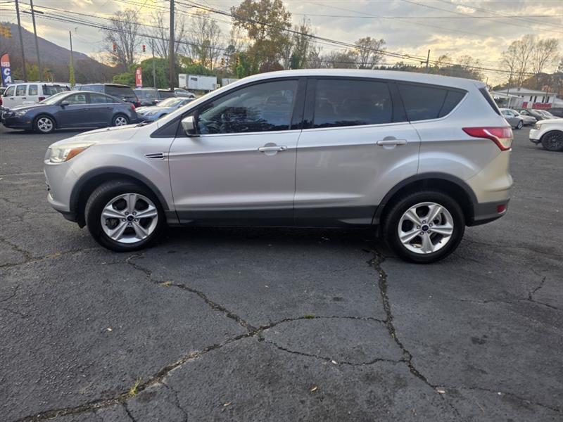 Ford Escape SE FWD 2016
