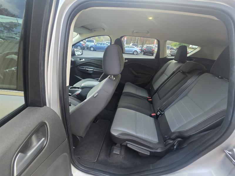 Ford Escape SE FWD 2016