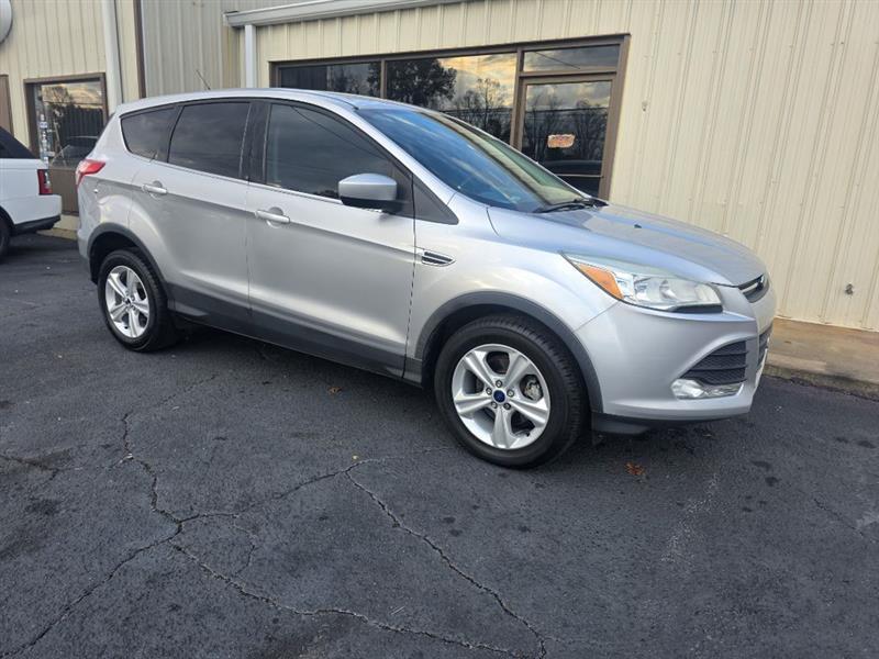 Ford Escape SE FWD 2016