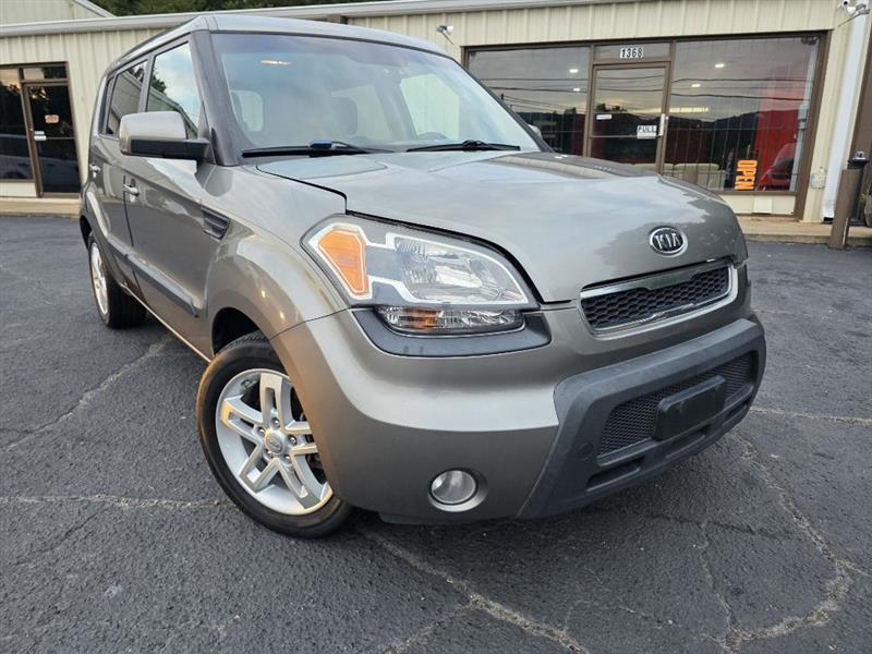 Kia Soul + 2011