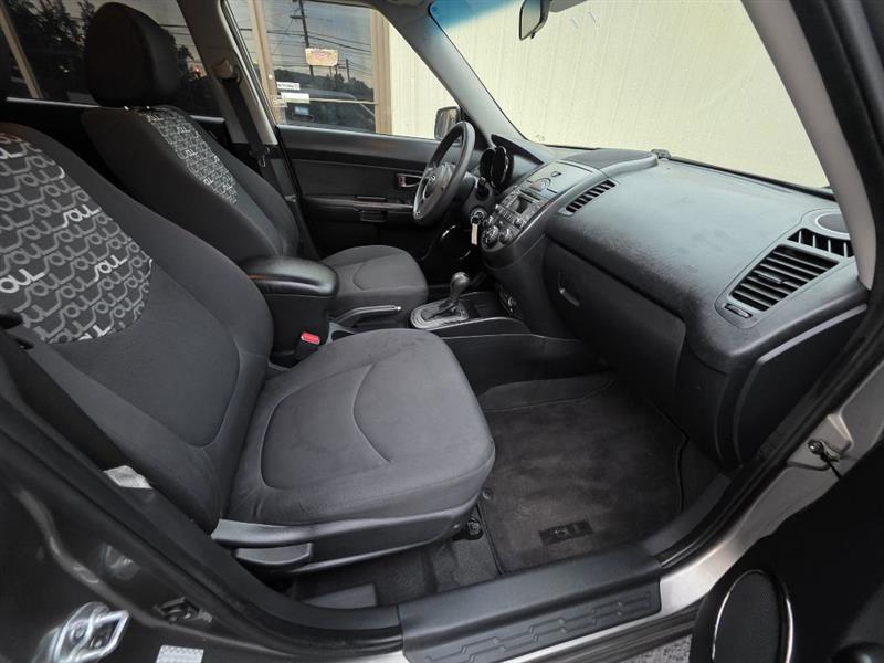 Kia Soul + 2011