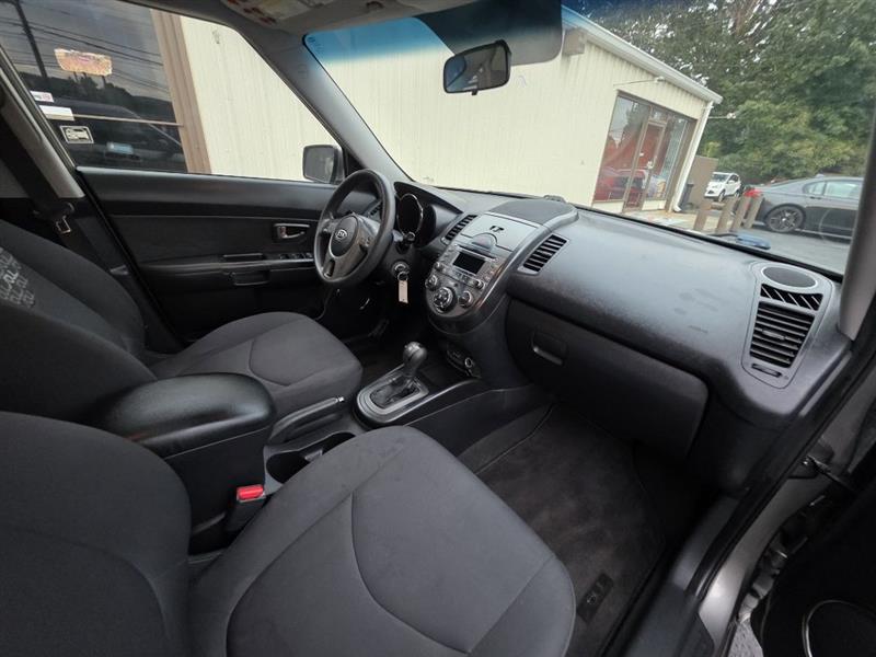 Kia Soul + 2011