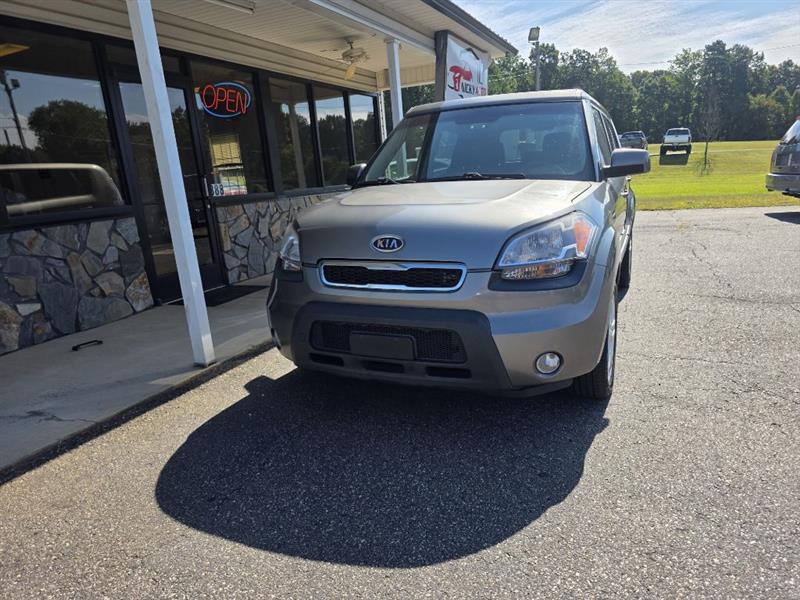Kia Soul + 2011